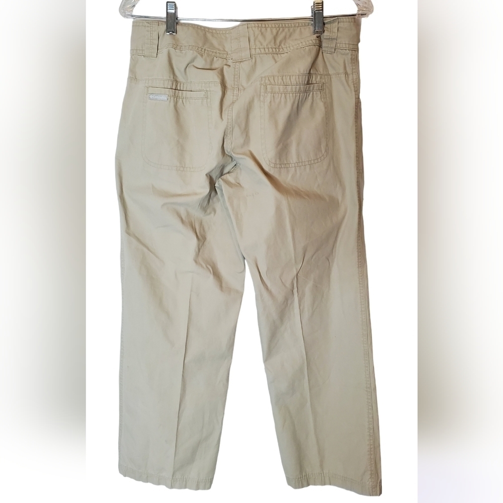 Columbia Cropped Khaki Outdoor Pant in Size 8 GUC 100% Cotton - Picture 2 of 4